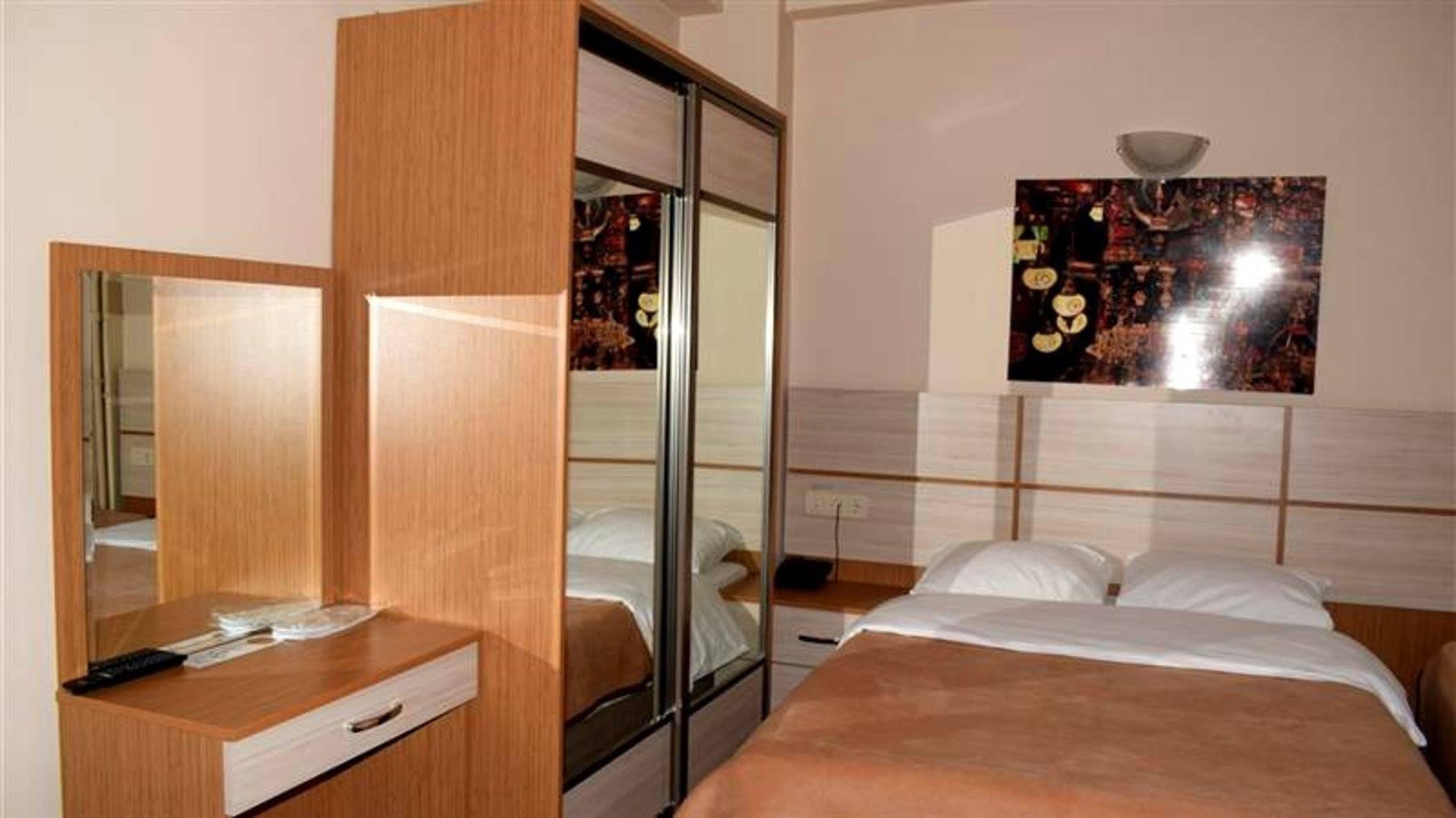 Royal Suites Besiktas イスタンブール エクステリア 写真