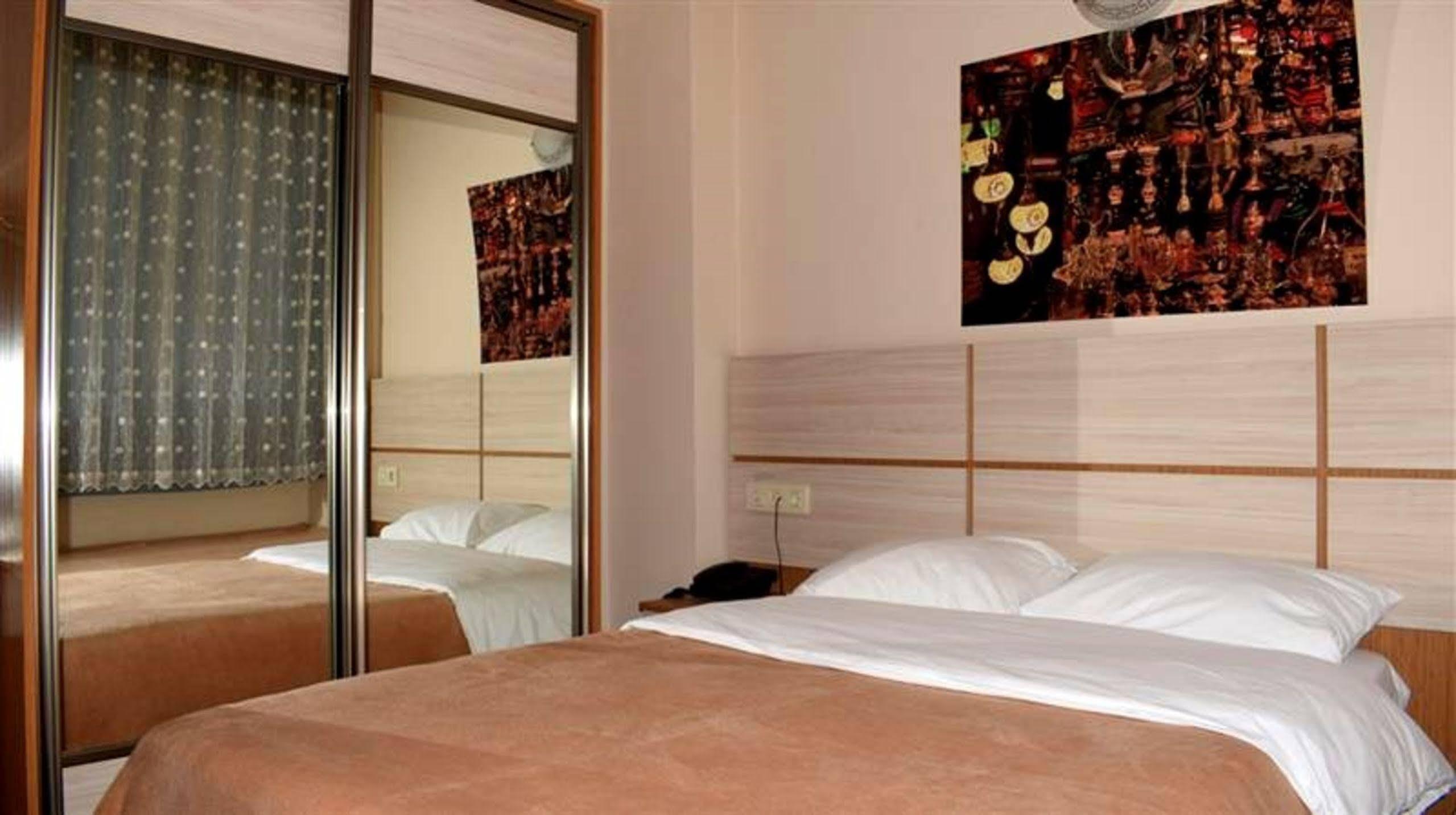 Royal Suites Besiktas イスタンブール エクステリア 写真